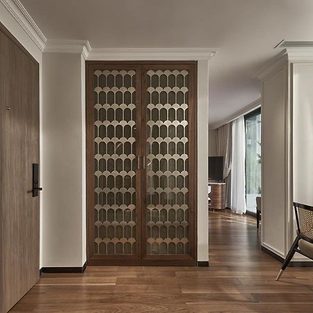 ホテル La Siesta Premium Saigon ホーチミン市 エクステリア 写真 Interior of a suite