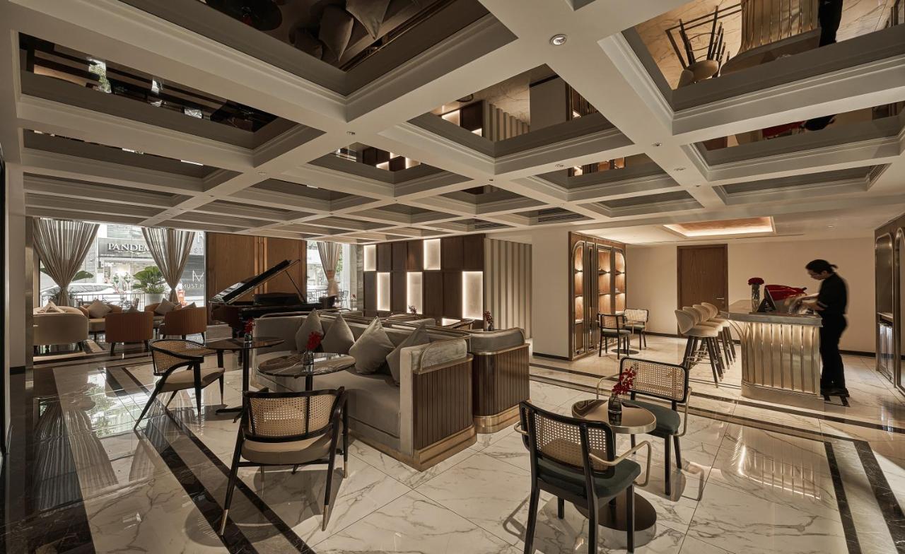 ホテル La Siesta Premium Saigon ホーチミン市 エクステリア 写真 The Lounge at the Hong Kong International Financial Centre