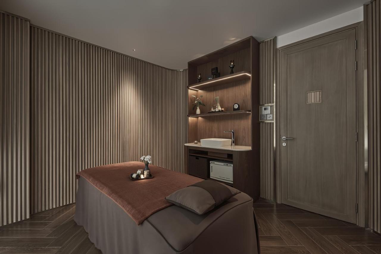 ホテル La Siesta Premium Saigon ホーチミン市 エクステリア 写真 Spa treatment room