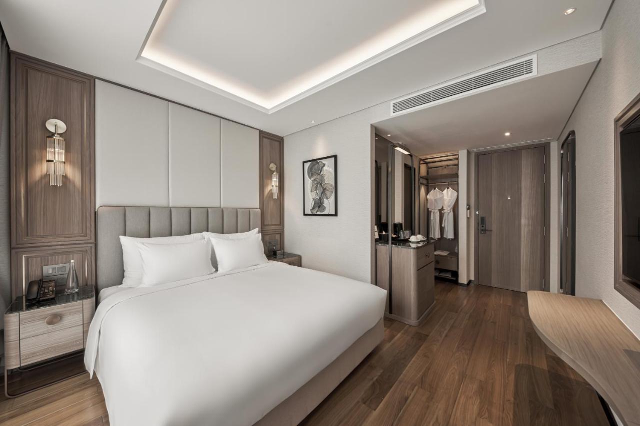 ホテル La Siesta Premium Saigon ホーチミン市 エクステリア 写真