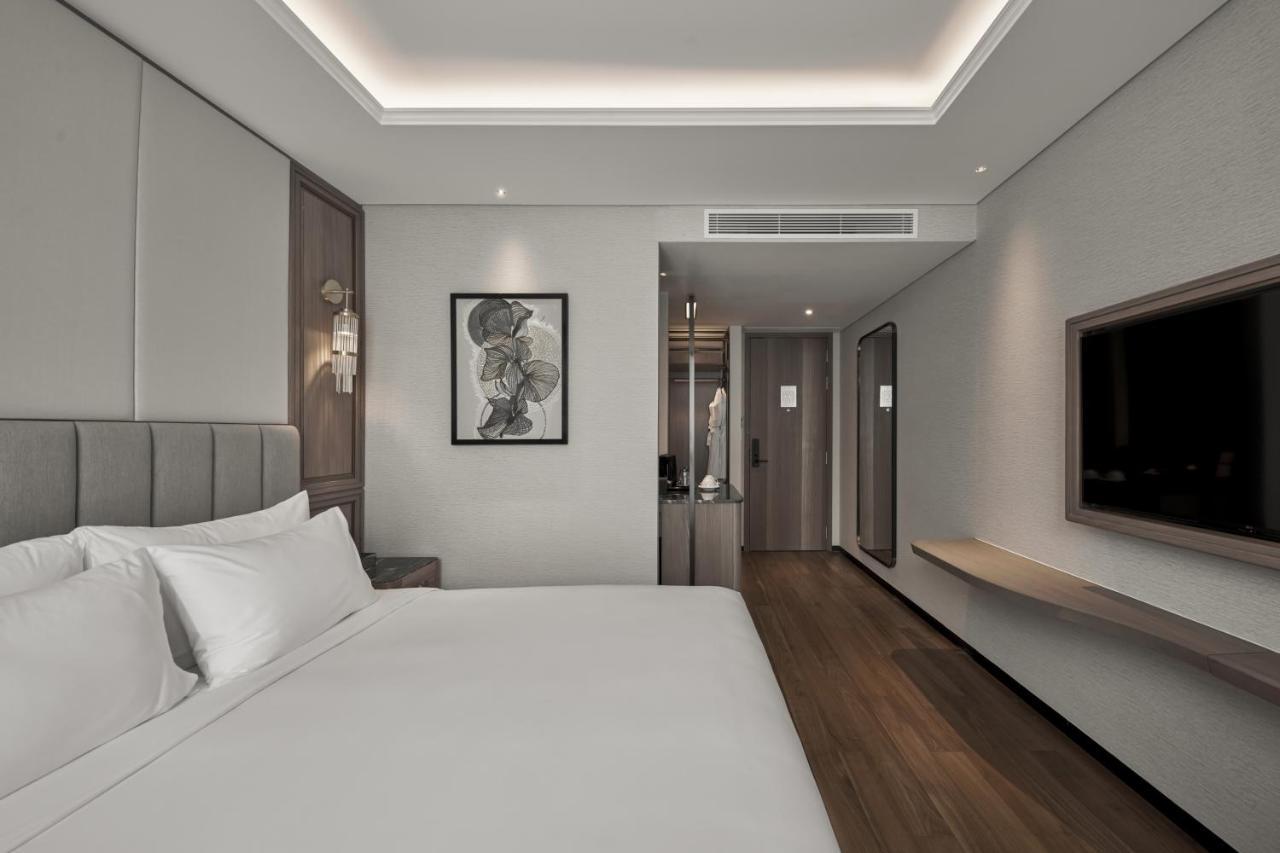 ホテル La Siesta Premium Saigon ホーチミン市 エクステリア 写真 Deluxe Room